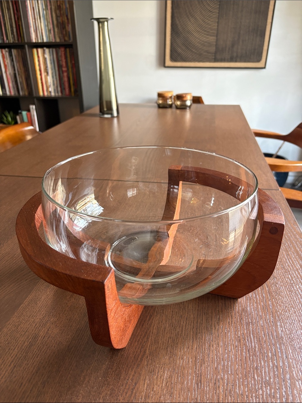 VINTAGE Gailstyn-Sutton - MCM Glass Serving Bowl Nestled in a Teak Wood Cradle - Picture 7 of 7
